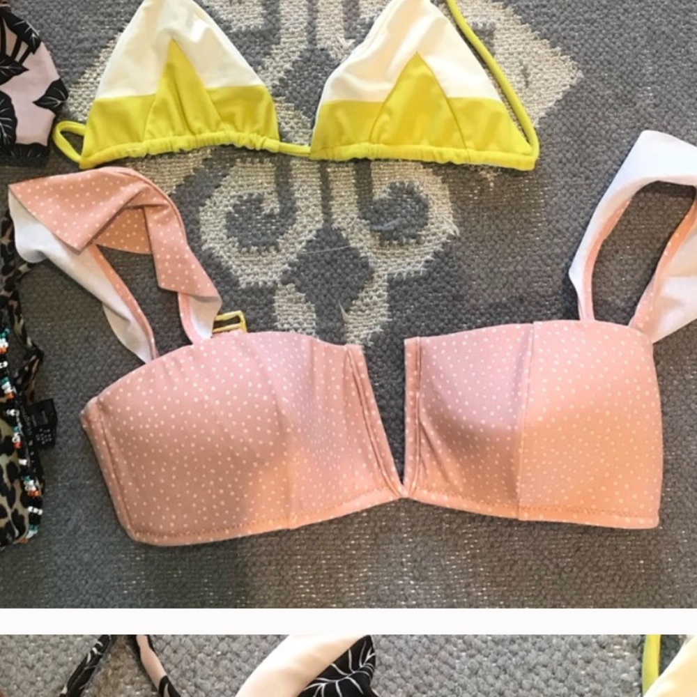 Amuse Society pink bathing suit top